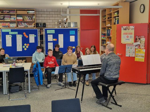 Die Schüler/innen des Musikprofil Kl. 10. Foto: Körkel.