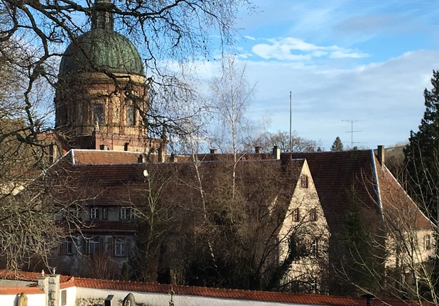 Der ehemalige Standort des Gymnasiums im Kloster Hedingen. Foto: Hoffmann